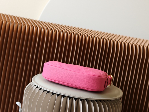 ルイヴィトンバッグ内部構造